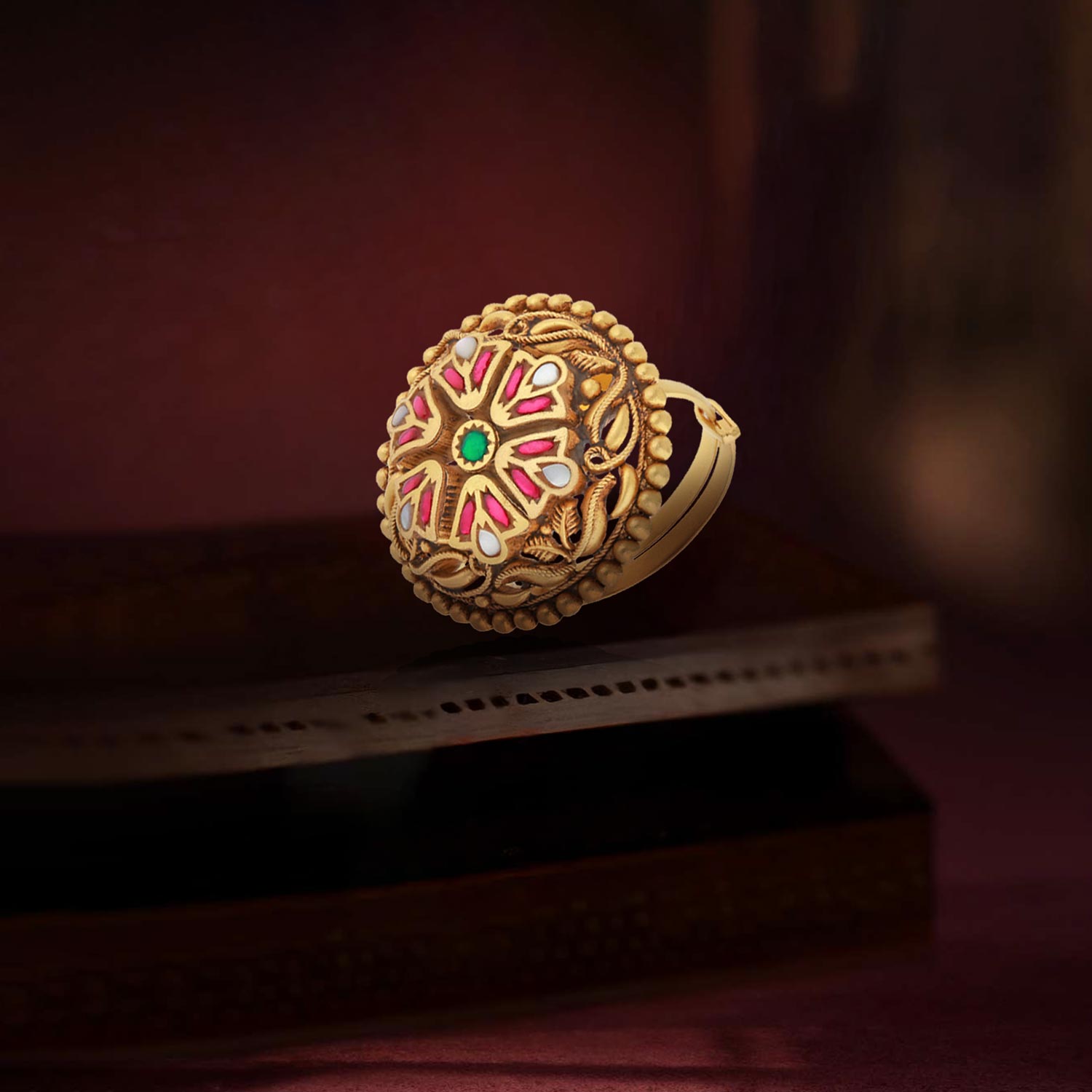 Gold Cocktail Finger Ring